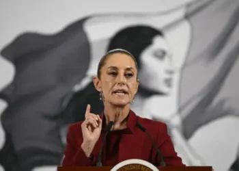 Sheinbaum asegura tras hablar con Trump que queda descartada una acción militar de EE.UU. en México