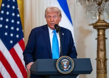 Trump dice haber cancelado la segunda ola de ataques contra Venezuela tras liberación de presos políticos