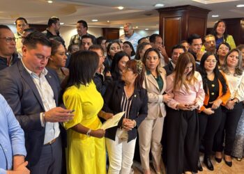 Bancada nacionalista invita al Partido Liberal a construir juntos un acuerdo para la elección de la Junta Directiva del Congreso Nacional