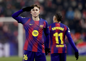 El FC Barcelona se sobrepone a tiempo para dar la vuelta al partido y conseguir la victoria ante el Slavia de Praga en Champions