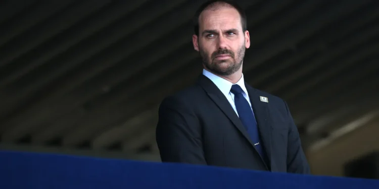 Policía Federal de Brasil ordena el regreso inmediato de Eduardo Bolsonaro desde EE. UU.