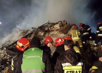 Decenas de muertos y unos 100 heridos en un incendio en el bar de un centro de ski en Suiza
