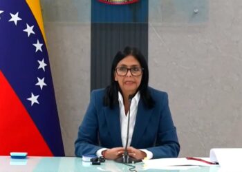 El Tribunal Supremo de Venezuela ordena que Delcy Rodríguez asuma la presidencia como encargada y de forma temporal