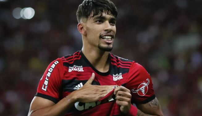 El gigante de Brasil que rompería el récord de la compra más cara del fútbol sudamericano: la impactante oferta