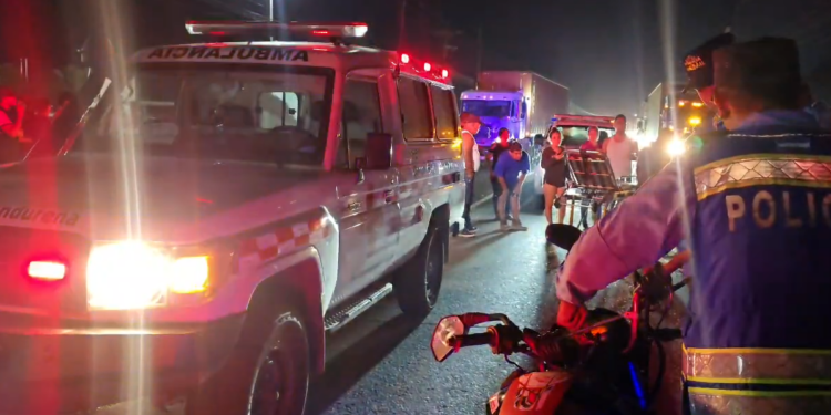 Mujer de la tercera edad pierde su pie derecho tras ser arrollada por un motociclista en Choloma, Cortés