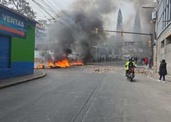 ¡Protestas! Colectivos de Aldana vuelven a la carga exigiendo voto por voto