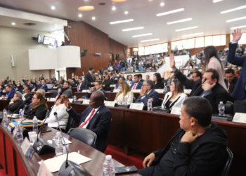 Tras petición de Asfura, Congreso Nacional aprueba Ley de Medidas Excepcionales Para la Atención Prioritaria en Materia de Salud
