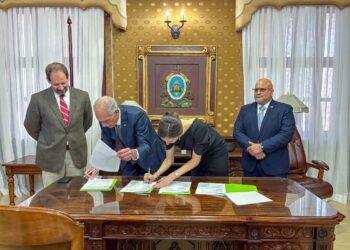 Presidente Asfura firma Memorando de Entendimiento para que 1 millón de hondureños tengan accesos a servicios de salud