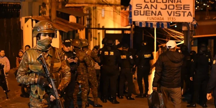 Sube a 11 la cifra de policías asesinados en Guatemala tras los ataques de la pandilla Barrio 18