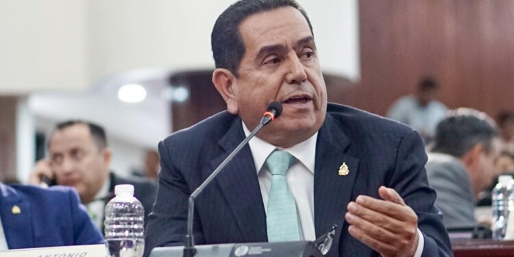 ¡Mano dura! Mediante decreto buscan aumentar penas contra los violadores: 40 años y hasta cadena perpetua