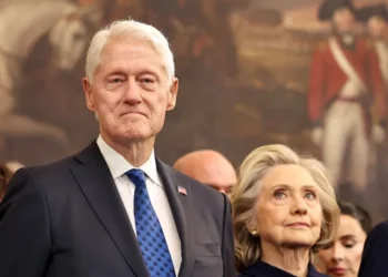 El expresidente de EE.UU. Bill Clinton testificará ante el Congreso por el caso Epstein