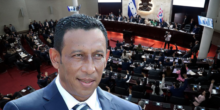 Carlos Eduardo Cano a la espera “luz verde” del PN para asumir como jefe de bancada