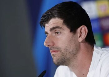 Courtois «No podemos aceptar el racismo ni la homofobia»