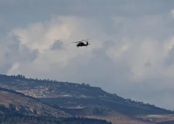 Aviones israelíes arrojan una sustancia química desconocida en Líbano después de hacerlo en Siria