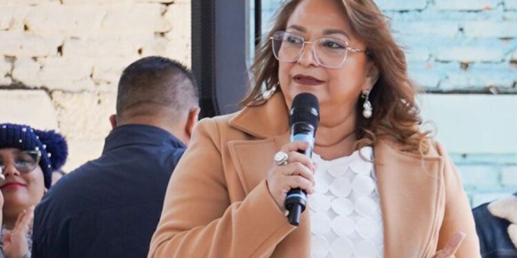 “El gobierno anterior nos dejó la Secretaría llena de empleados”, denuncia ministra