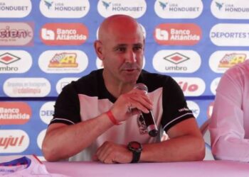 Eduardo Espinel considera que un técnico sudamericano le vendría mejor a la Selección de Honduras