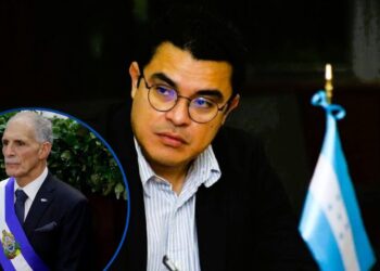 Exvicecanciller se pasa por encima del presidente y le recrimina no tener título universitario ante despidos “injustificados”