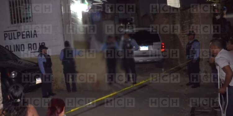 Hombre decide tomar fatal decisión en plena calle de la col. 28 de marzo Móvil de Emergencia TGU