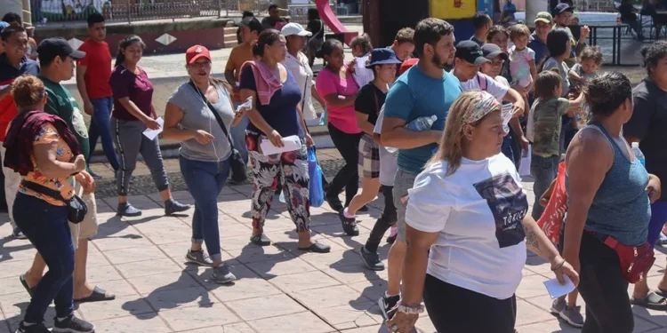 HRW incluye a México entre los países con mayores retrocesos democráticos y abusos graves