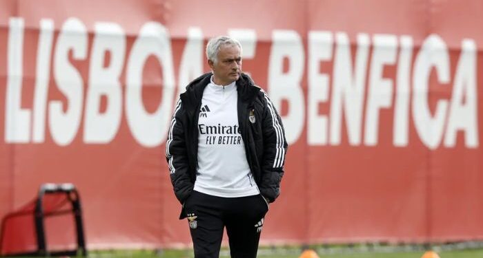 Mourinho lanza certera frase sobre su futuro en el Benfica