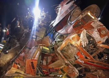 Al menos 19 muertos en un accidente de autobús con turistas extranjeros en Nepal