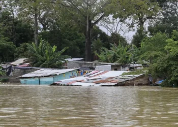 Al menos 14 muertos y 9.000 viviendas afectadas por las lluvias en el norte de Colombia