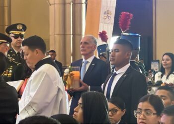 Presidente Asfura junto otras autoridades rindió honores a la Virgen de Suyapa, y confirmó que esta semana anunciaría su gabinete