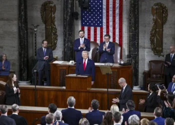Trump presume de cero cruces fronterizos, caída del tráfico de fentanilo y baja inflación en su discurso del Estado de la Unión