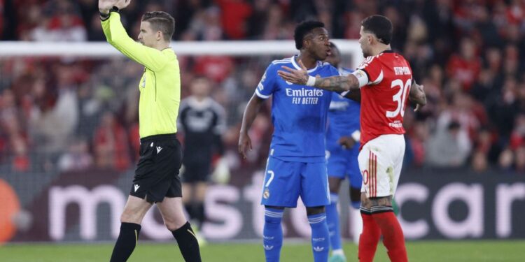 UEFA investiga los presuntos insultos racistas a Vinicius