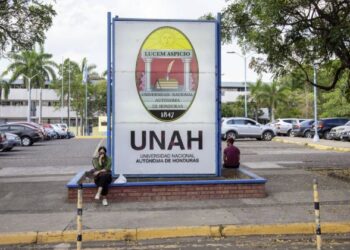 ¡Positivo! La UNAH escaló 173 posiciones en el ranking mundial SCImago del 2026