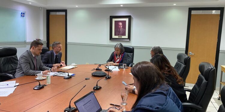 Unión Europea se reúne con sector empresarial y económico del país y reitera interés en fortalecer comercio e inversión