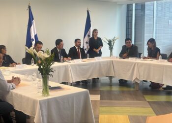 Instalan mesa tripartita para la negociación del salario mínimo 2026