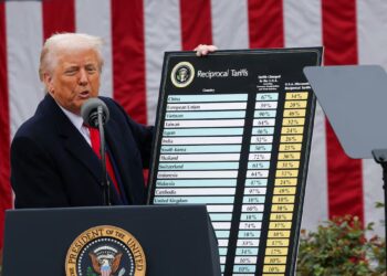 Hoy entra en vigor el nuevo arancel global del 15% impuesto por Trump