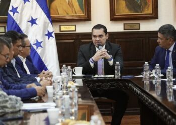 CN y Ahdippe buscan acuerdos para aprobar Ley de Hidrocarburos