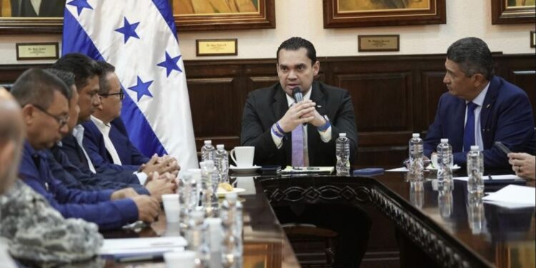 CN y Ahdippe buscan acuerdos para aprobar Ley de Hidrocarburos
