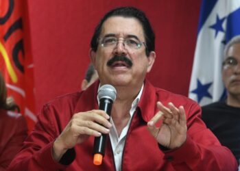Expresidente Zelaya advierte que ha retornado la violencia política para callar, intimidar y eliminar impunemente a defensores de la justicia