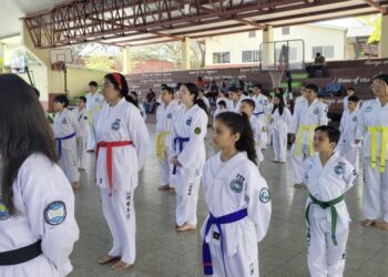 Niños y jóvenes participan en Seminario Técnico de TaeKwon-Do ITF