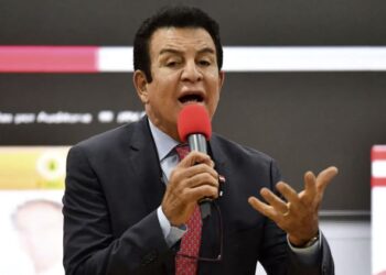 Nasralla propone desaparecer el CNE y que extranjeros manejen el próximo proceso electoral