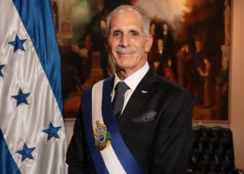 Emergencia sanitaria, fortalecimiento de relaciones con EEUU y recorte de instituciones marcan el primer mes del Gobierno de Nasry Asfura