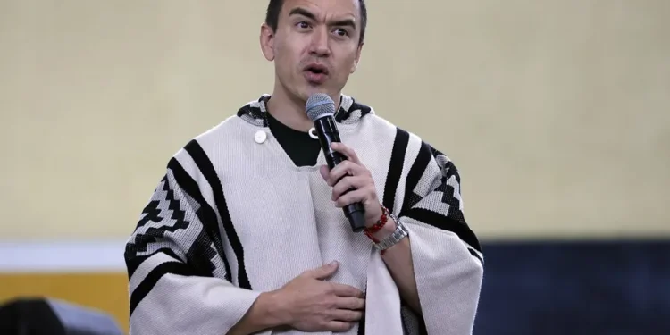 Noboa responsabiliza a Colombia por el alza de aranceles y de «descuido absoluto» en frontera