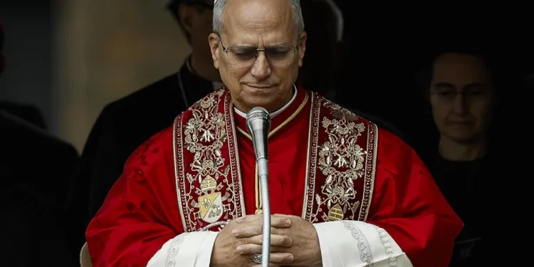 El papa pide diálogo entre Estados Unidos y Cuba para evitar el sufrimiento de los cubanos