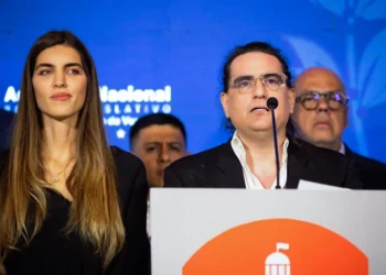 Delcy Rodríguez cambia a los viceministros de exteriores, incluída la esposa de Alex Saab