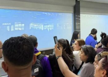 Casi 300 pasajeros que viajaban a Madrid se quedaron varados en SPS por una falla técnica