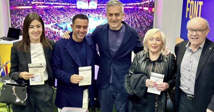 Xavi le da la espalda a Laporta y vota por Victor Font para presidente del FC Barcelona