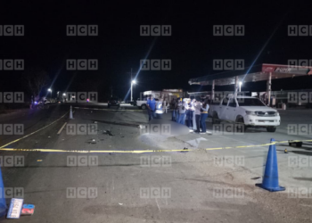 ¡Brutal! Motociclista pierde la vida tras impactar aparatosamente con un vehículo en la carretera a Cedros, FM