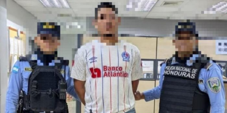 Capturan a sujeto cuando agredía a la propia madre de 48 años en Comayagua