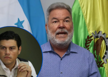 Contreras a Marlon Ochoa: “Debería guardar silencio porque podríamos desde el Congreso estrenar el juicio político contra él”