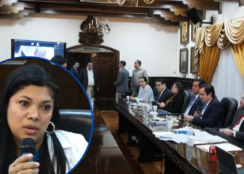 Sexta testigo rompe en llanto en audiencia de juicio político y denuncia que su esposo no recibió atención médica por culpa de Johel Zelaya