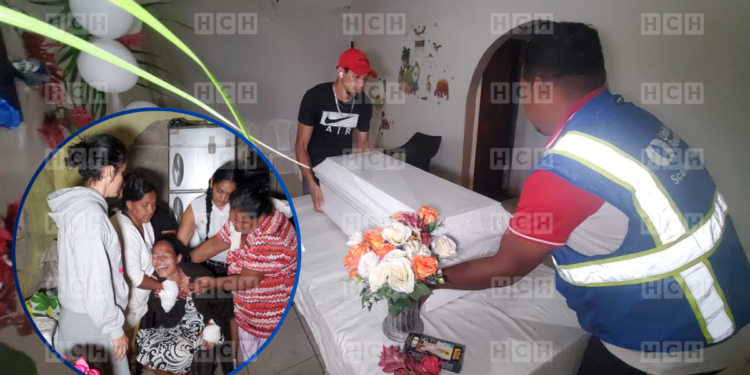 Entre desgarradoras escenas y con profundo dolor, velan los restos de la pequeña que perdió la vida en un trágico incendio en La Ceiba