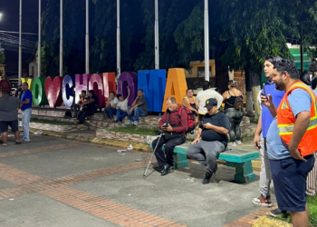 Inversionistas de Koriun salen en caravana desde Choloma hasta Támara para recibir al gerente Iván Velásquez